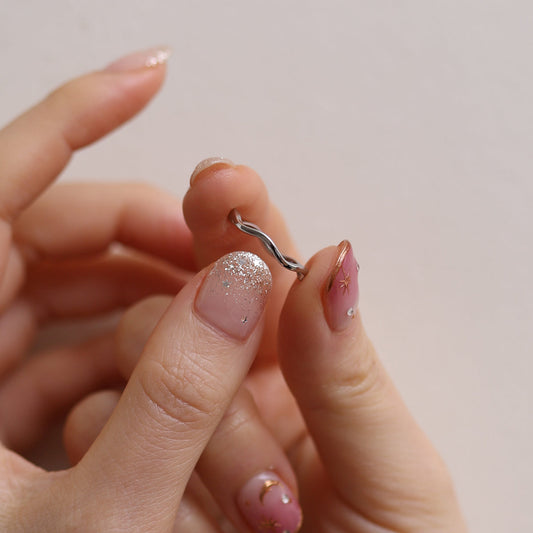 Minimalist Wave Ring – Dainty Stackable Ring for Women