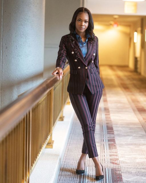 Burgundy stripped 2-piece pants suit (UK size 10)